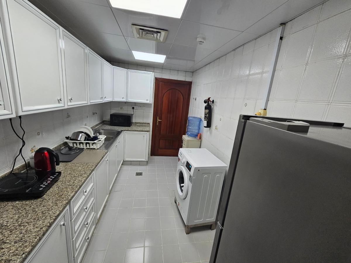 Oasis Hostel Abu Dhabi Eksteriør billede